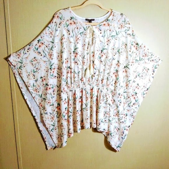NWT*SIGNATURE STUDIO*FLORAL PRINT TOP*KIMONO TYPE SLEEVES*WOMAN L - Picture 1 of 10